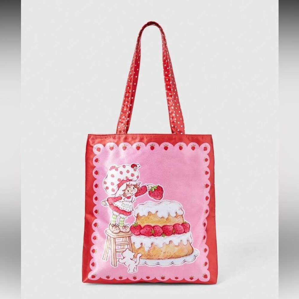 Strawberry Shortcake Satin Oversized Tote Bag NEW 🏷️